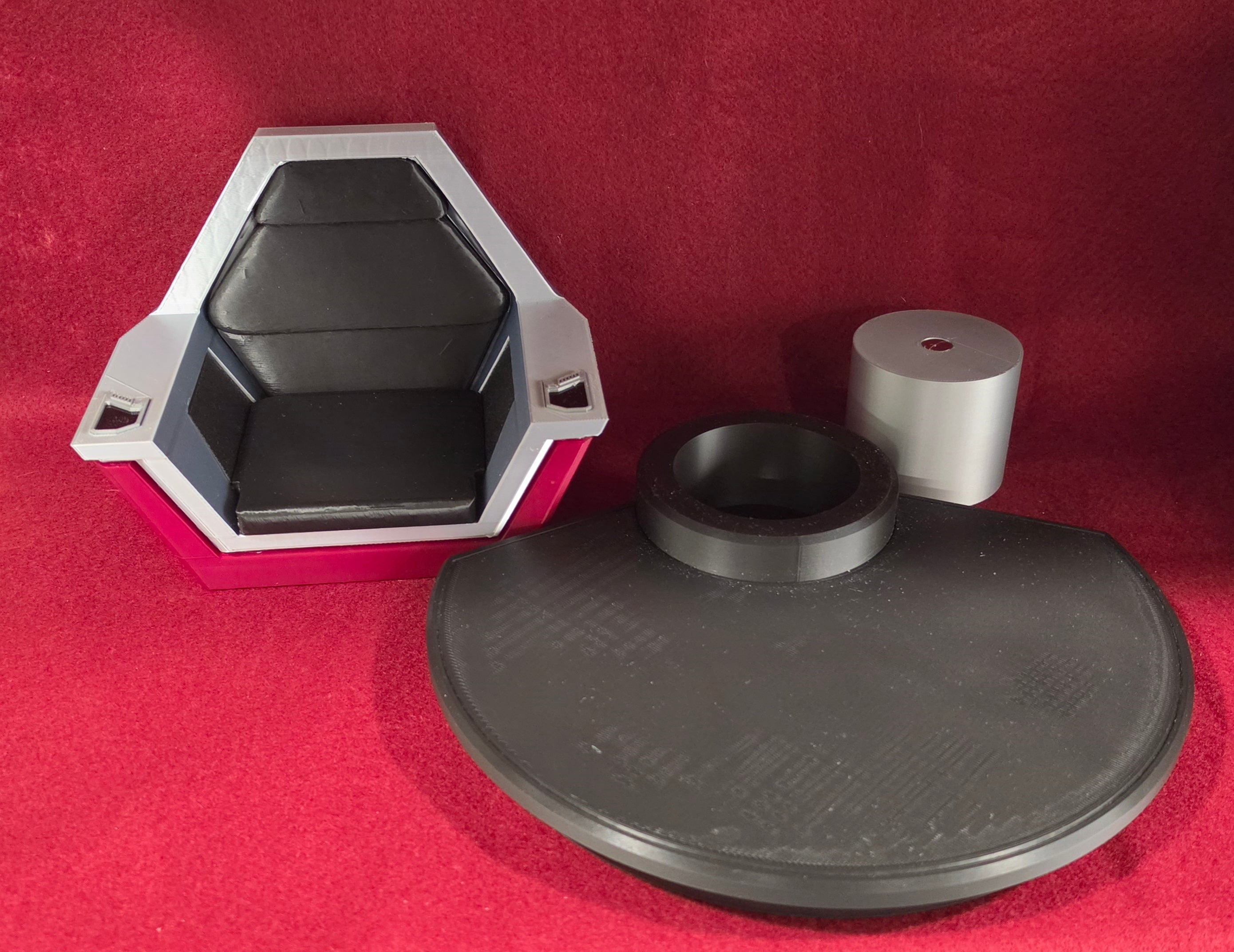 USS Shenzhou Swivel Command Chair for Exo-6 1:6 scale (Figure NOT included)