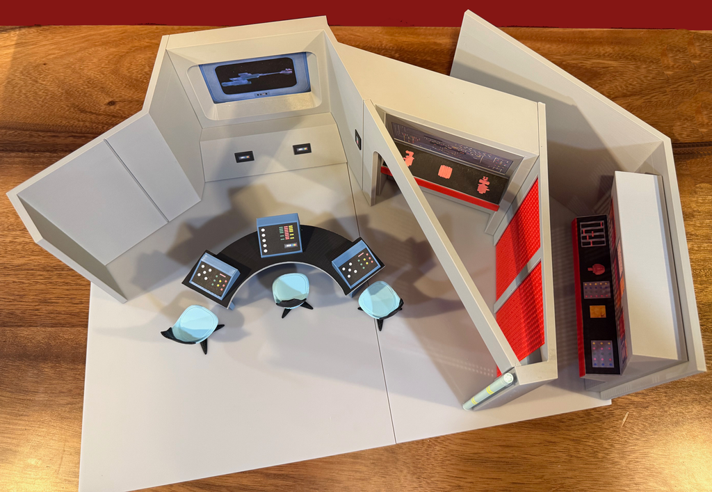 Trek TOS Auxiliary Room for 4.5 - 5 Inch Figures / 1:14 Scale