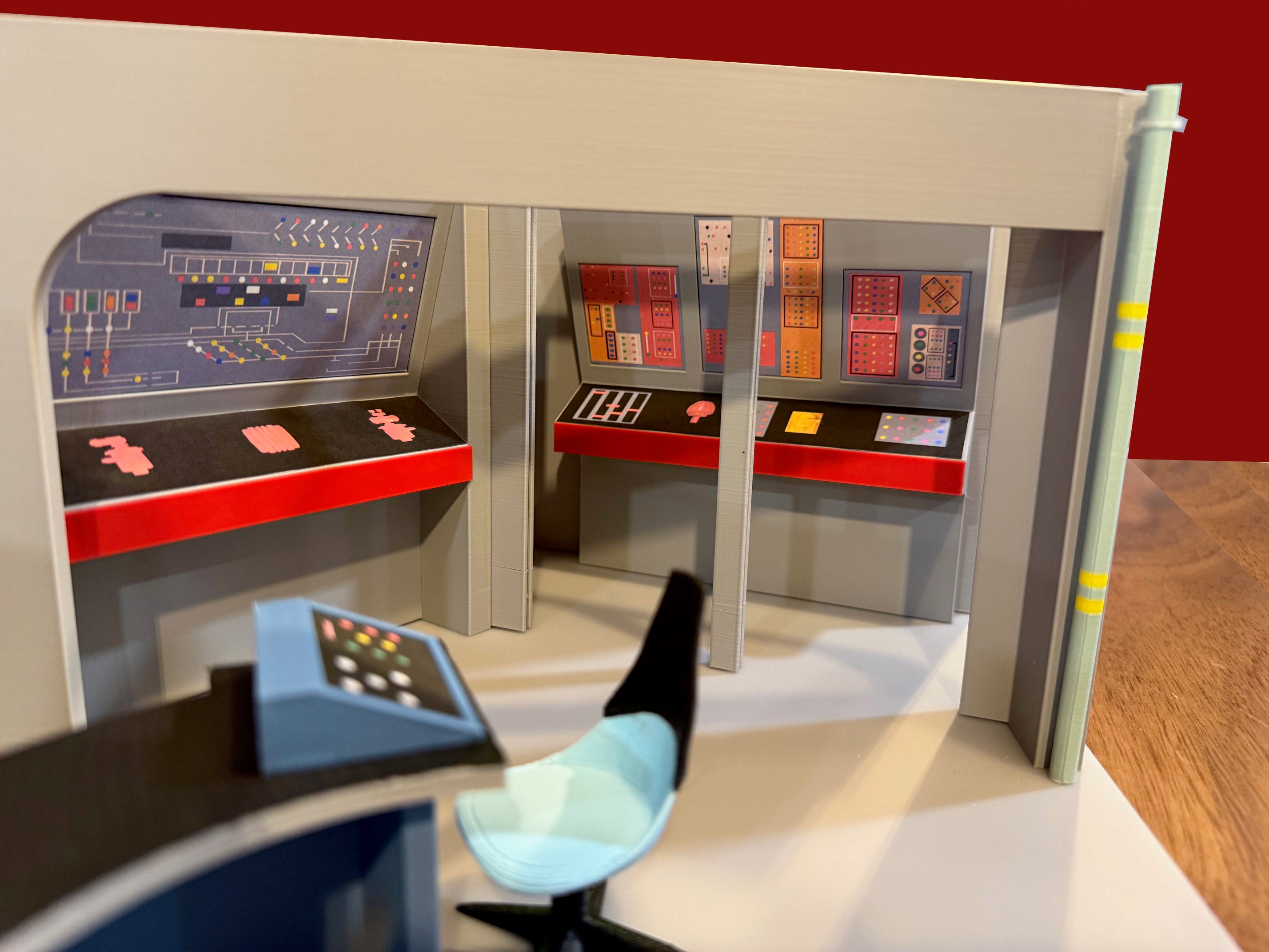 Trek TOS Auxiliary Room for 4.5 - 5 Inch Figures / 1:14 Scale