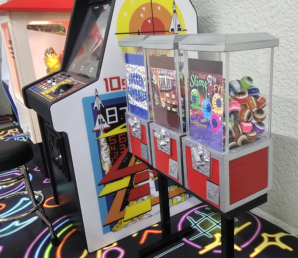 1:6 Scale Gumball / Prize Machine for 12" Figures. Scaled to Replicade / Barbie  8 Inches Tall