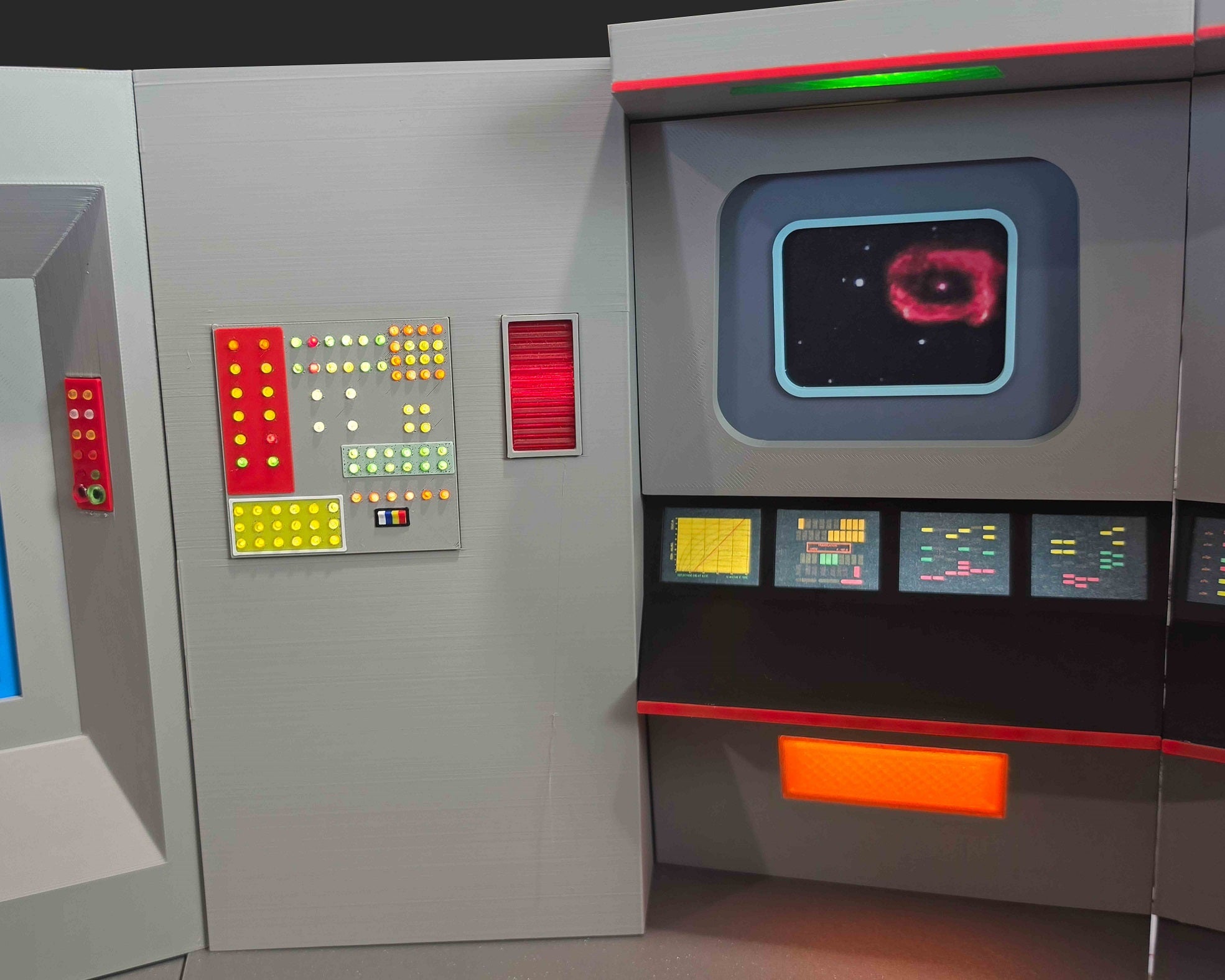 Trek TOS Lit Bridge for Display with your Mego and other 8" Figures **Please Read Description**