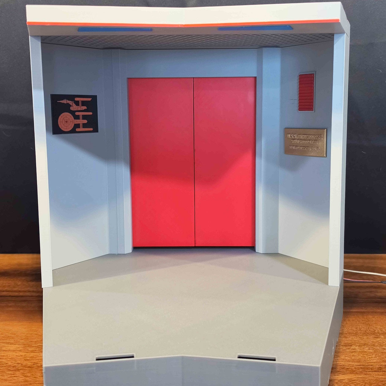 Trek TOS Lit Bridge for Display with your Mego and other 8" Figures **Please Read Description**