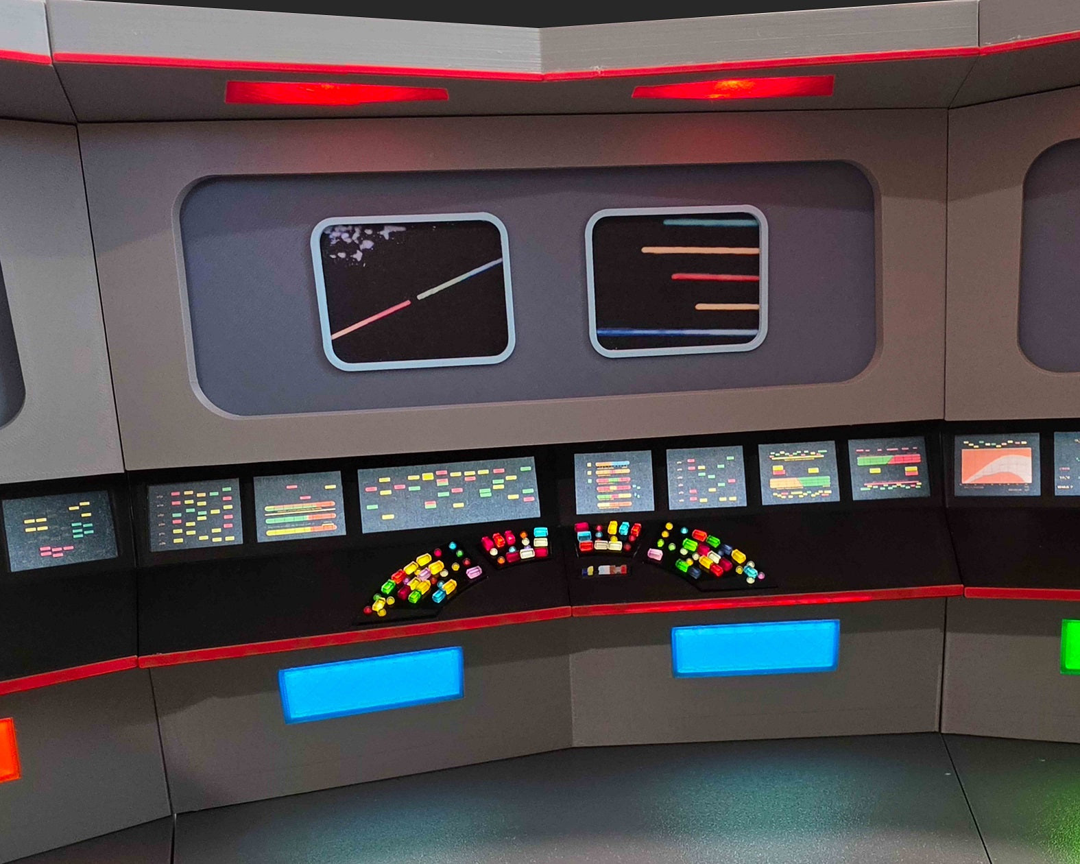 Trek TOS Lit Bridge for Display with your Mego and other 8" Figures **Please Read Description**