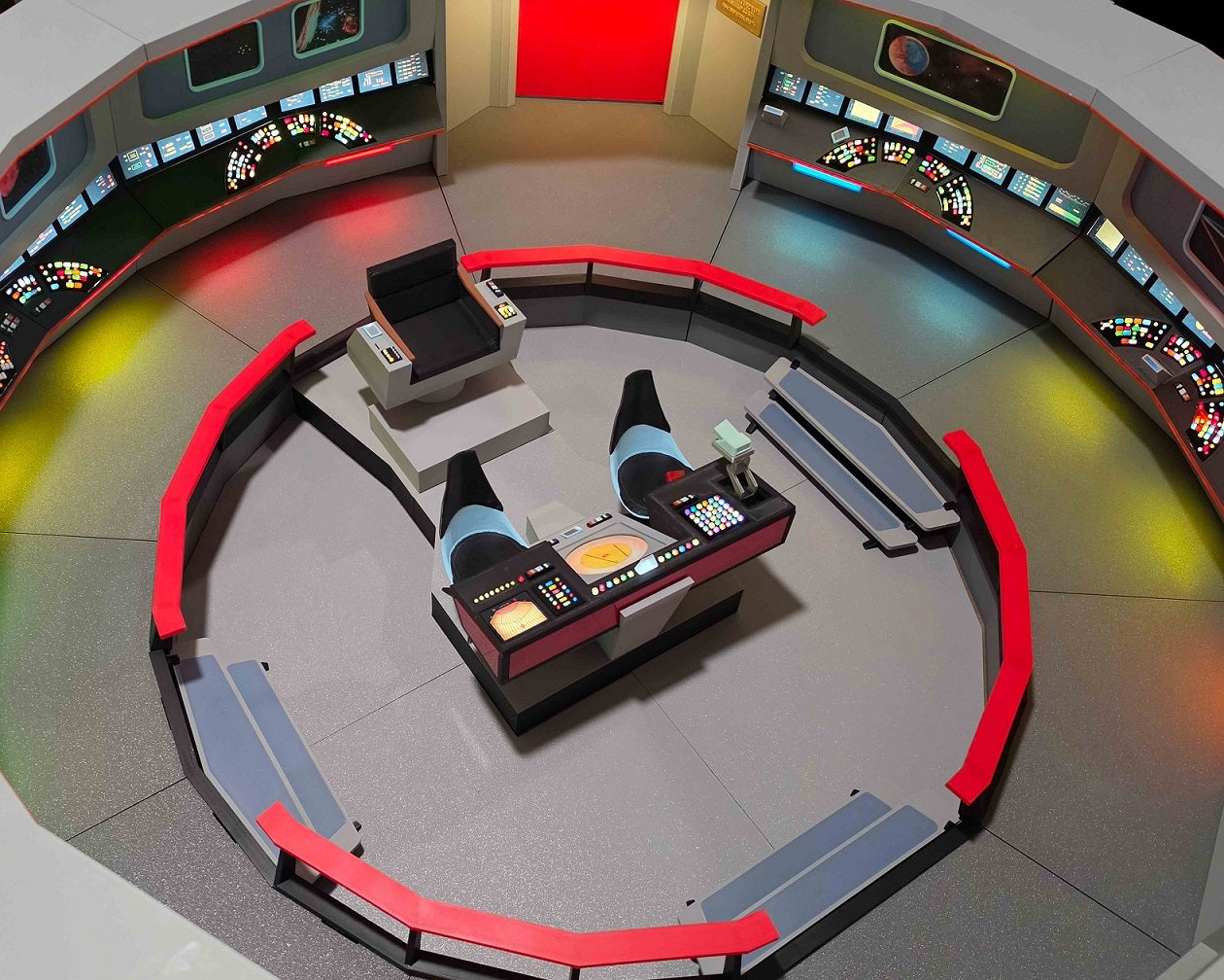 Trek TOS Lit Bridge for Display with your Mego and other 8" Figures **Please Read Description**
